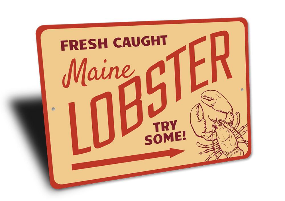 Fresh Caught Maine Lobster Sign made of high-quality aluminum, featuring vibrant colors and a rustic design, perfect for lakehouse decor.