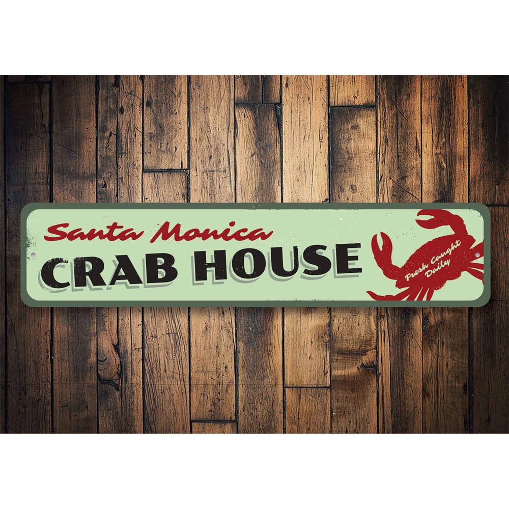 Fresh Crab Caught Daily decorative sign made of aluminum, featuring a vibrant design suitable for beach houses and seafood restaurants.