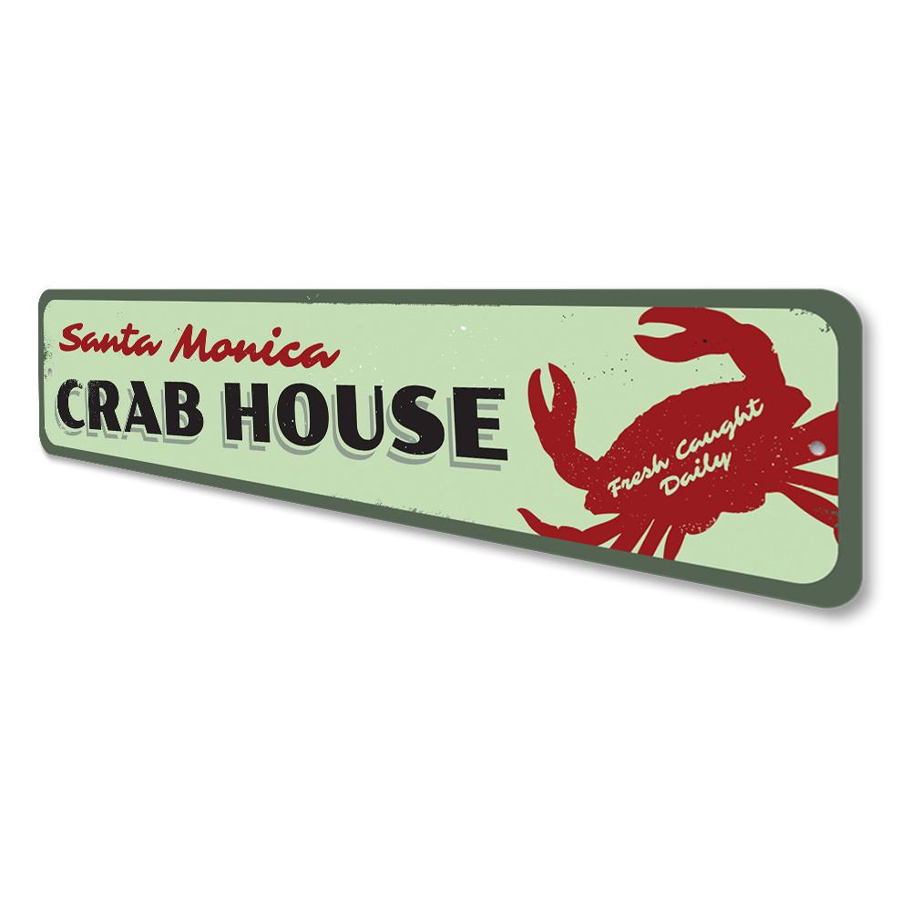 Fresh Crab Caught Daily decorative sign made of aluminum, featuring a vibrant design suitable for beach houses and seafood restaurants.