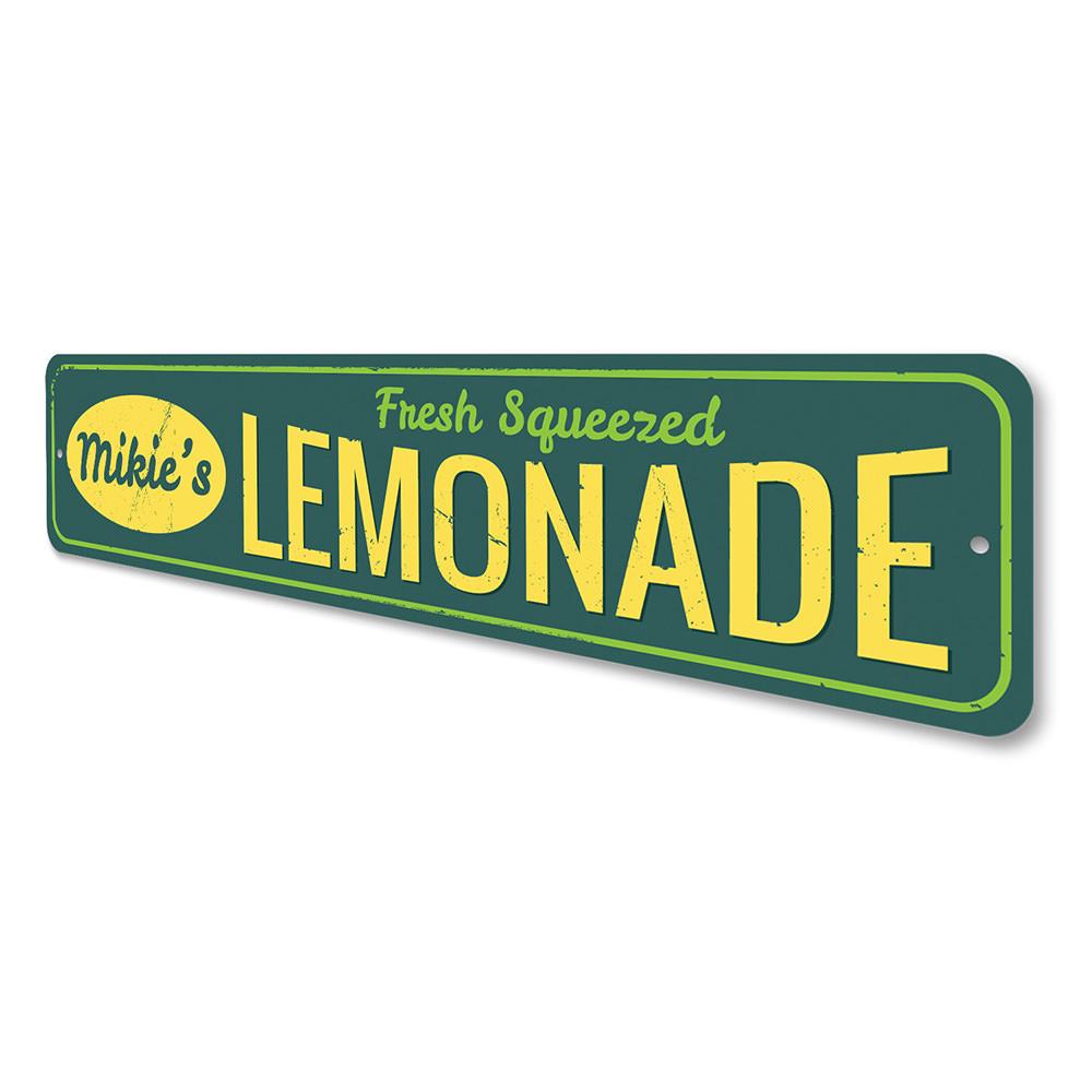 Fresh Squeezed Lemonade Sign made of high-quality aluminum, featuring vibrant colors and a beach-themed design, perfect for coastal decor.