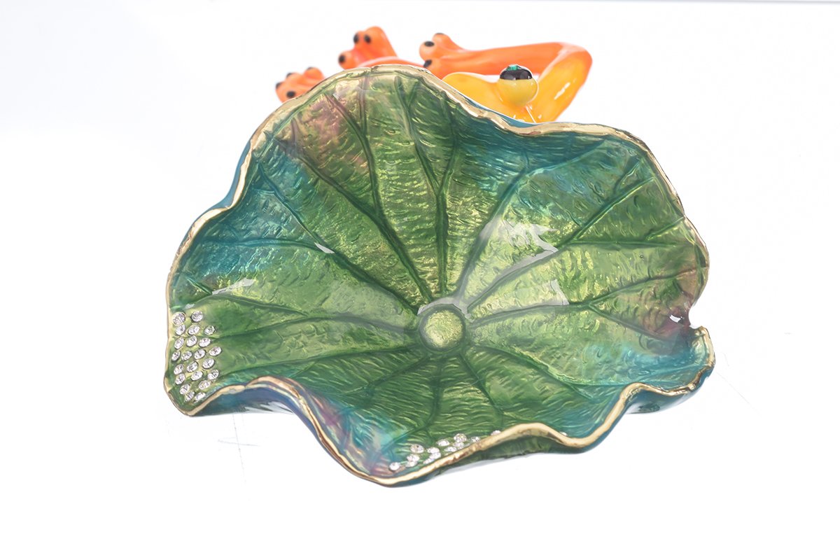 Handcrafted Frog Lying on Leaf trinket box adorned with Austrian crystals and 24K gold plating, showcasing exquisite detail.