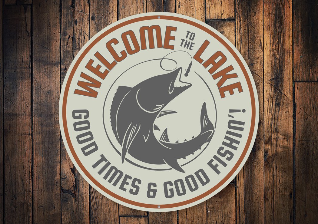 Good Times and Good Fishing Sign made of high-quality aluminum, featuring a rustic design perfect for lakehouses.