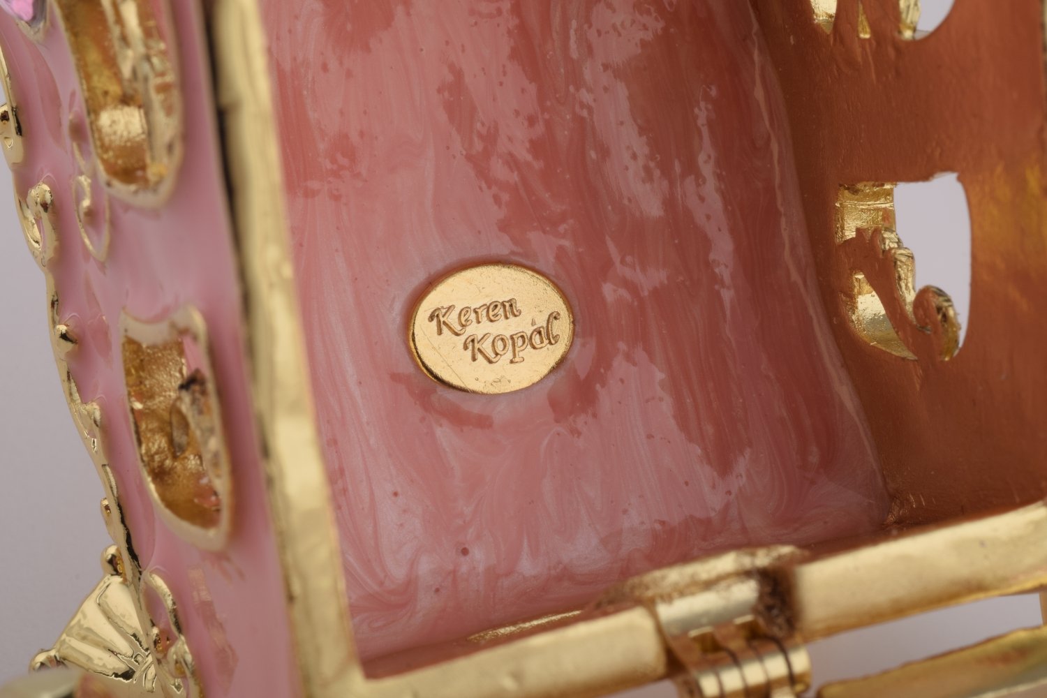 Golden Pink Carriage trinket box with Austrian crystals, handcrafted by Keren Kopal, featuring 24K gold plating.