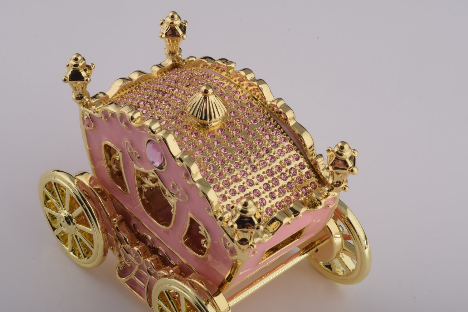 Golden Pink Carriage trinket box with Austrian crystals, handcrafted by Keren Kopal, featuring 24K gold plating.