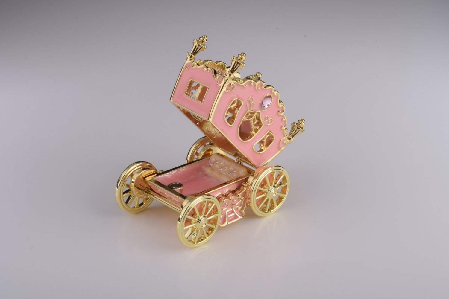 Golden Pink Carriage trinket box with Austrian crystals, handcrafted by Keren Kopal, featuring 24K gold plating.