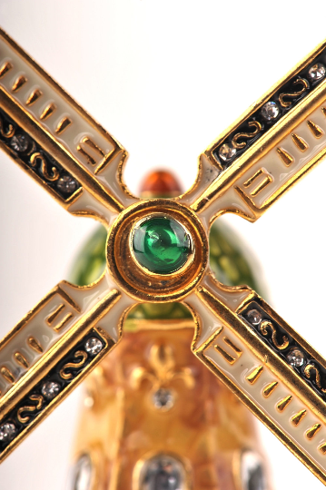 Handmade Green & Gold Windmill trinket box adorned with Austrian crystals and 24K gold plating, featuring a secure magnetic fastener.