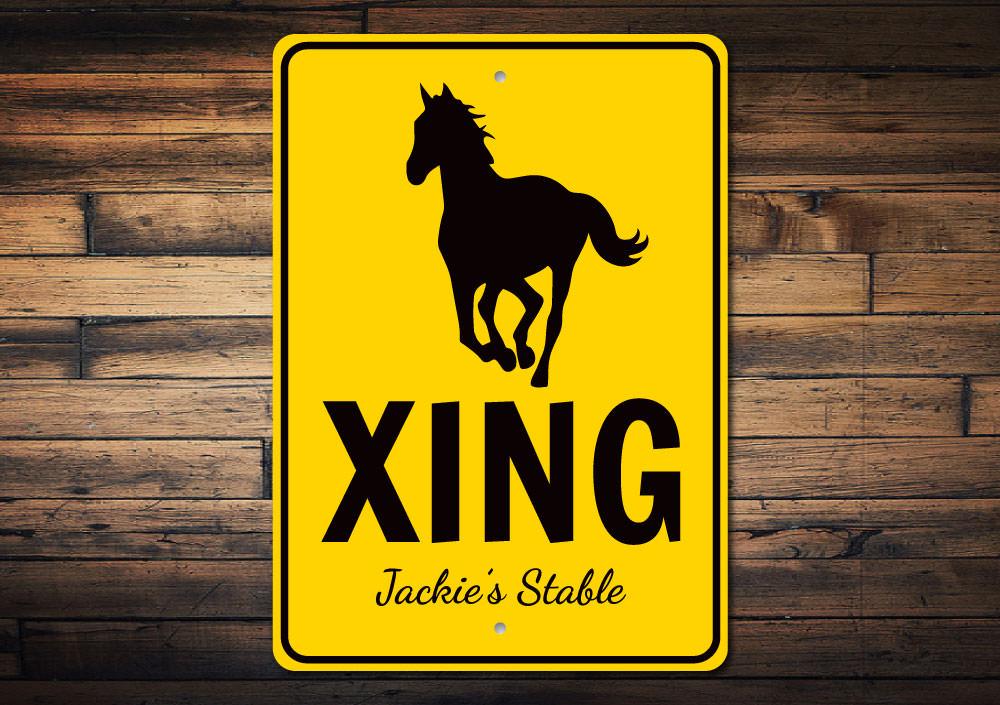 A decorative Horse Crossing Sign made from high-quality aluminum, featuring a classic design suitable for indoor and outdoor use.