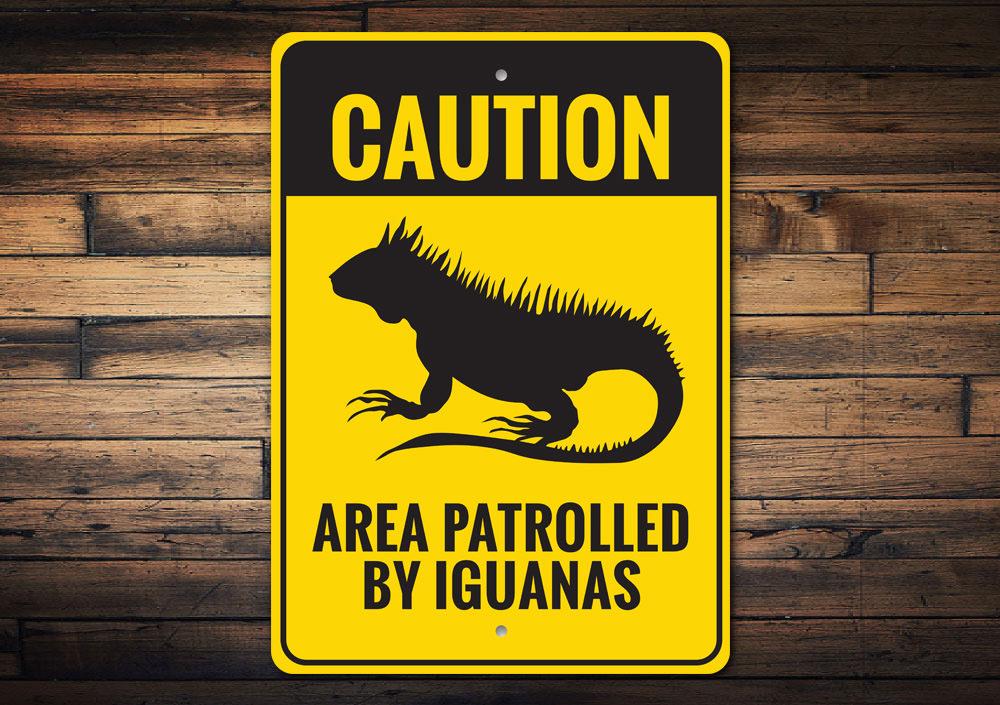 A vibrant Iguana Sign made of aluminum, showcasing a colorful iguana design, perfect for home decor.