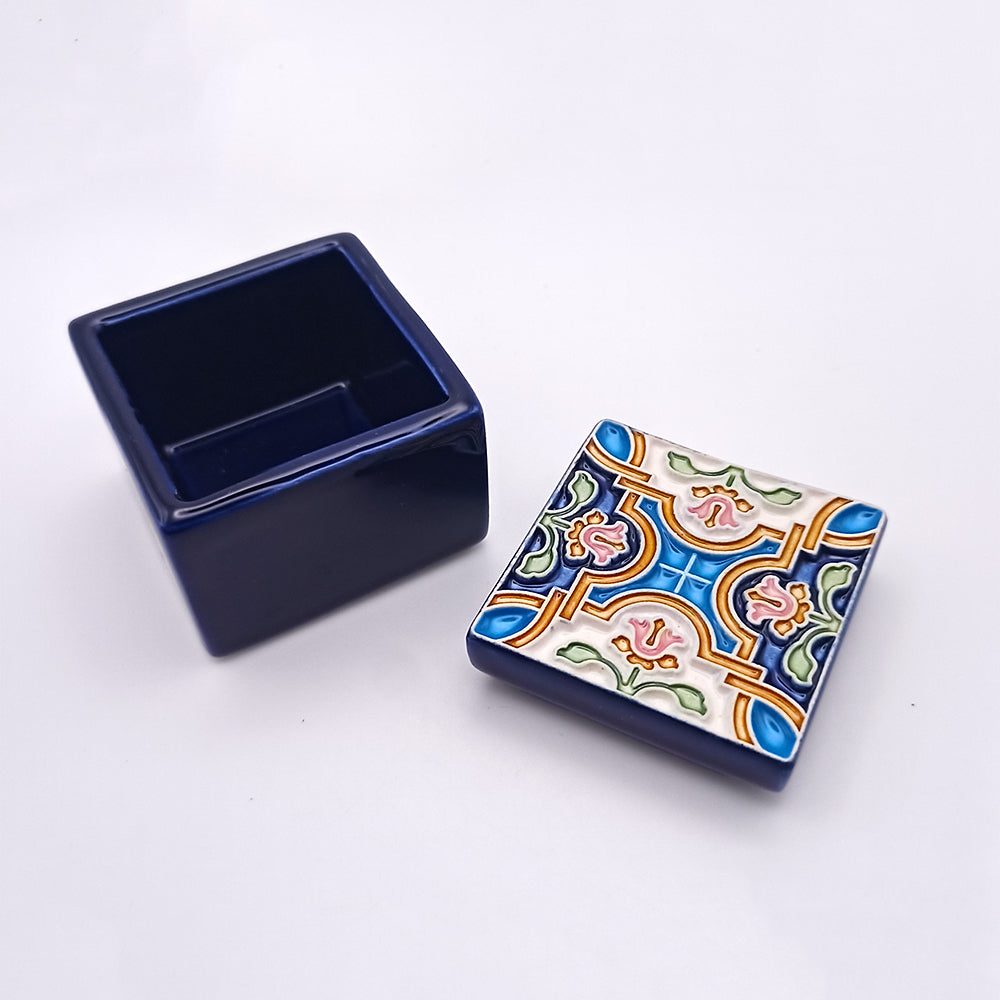 A beautifully crafted Jerónimos Ceramic Box featuring intricate designs and vibrant colors, perfect for home decor.