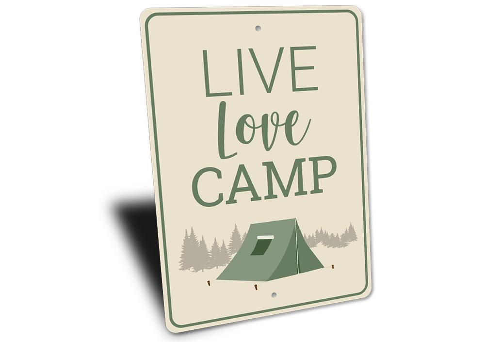 Live Love Camp Sign made of durable aluminum, featuring a rustic design perfect for home decor.