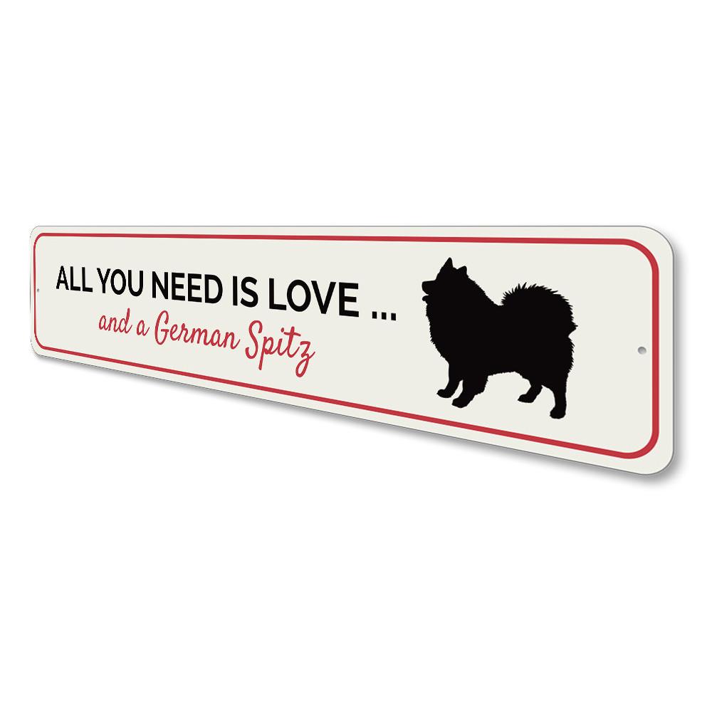 A decorative Love Dog Sign made of high-quality aluminum, featuring a charming design perfect for dog lovers' home decor.