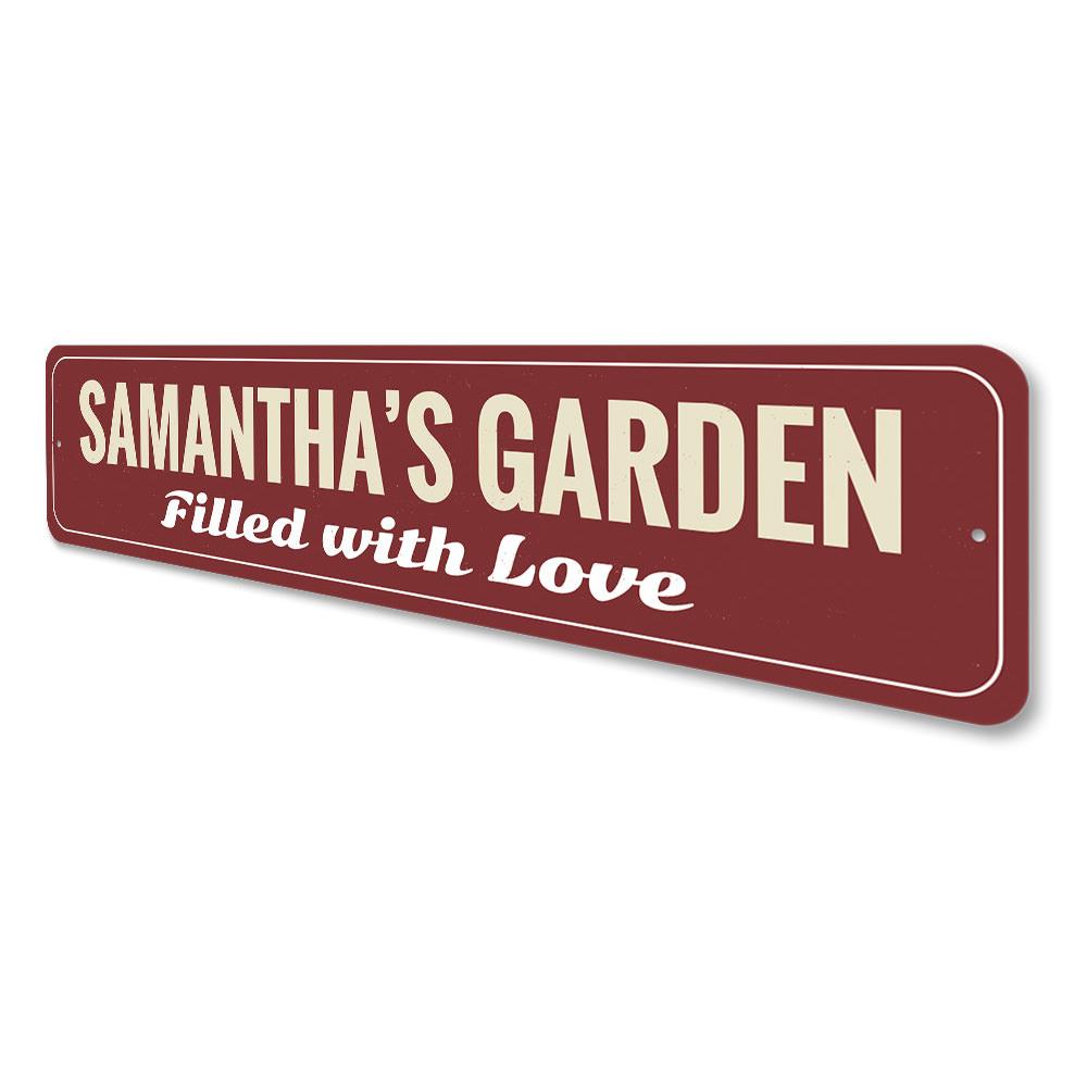 A beautiful Love Garden Sign made of high-quality aluminum, featuring customizable text and a charming design, perfect for home or garden decor.