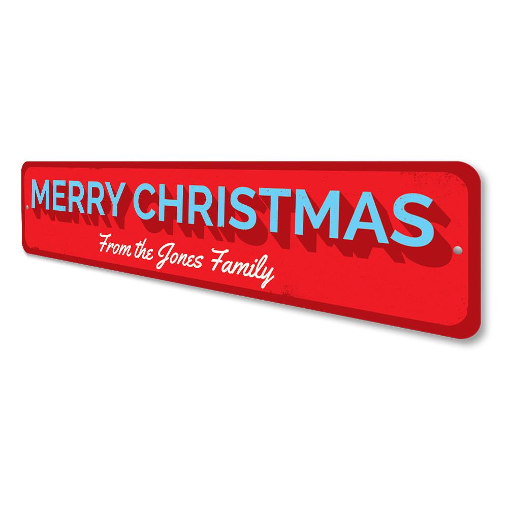 Merry Christmas Family Sign made of high-quality aluminum, featuring festive design and customizable text options, perfect for holiday decor.