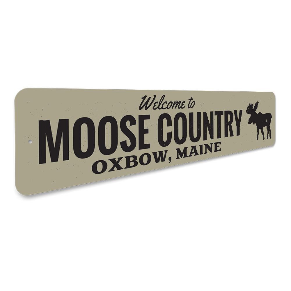 Moose Country Sign made of high-quality aluminum, featuring a rustic design perfect for lakehouse decor.