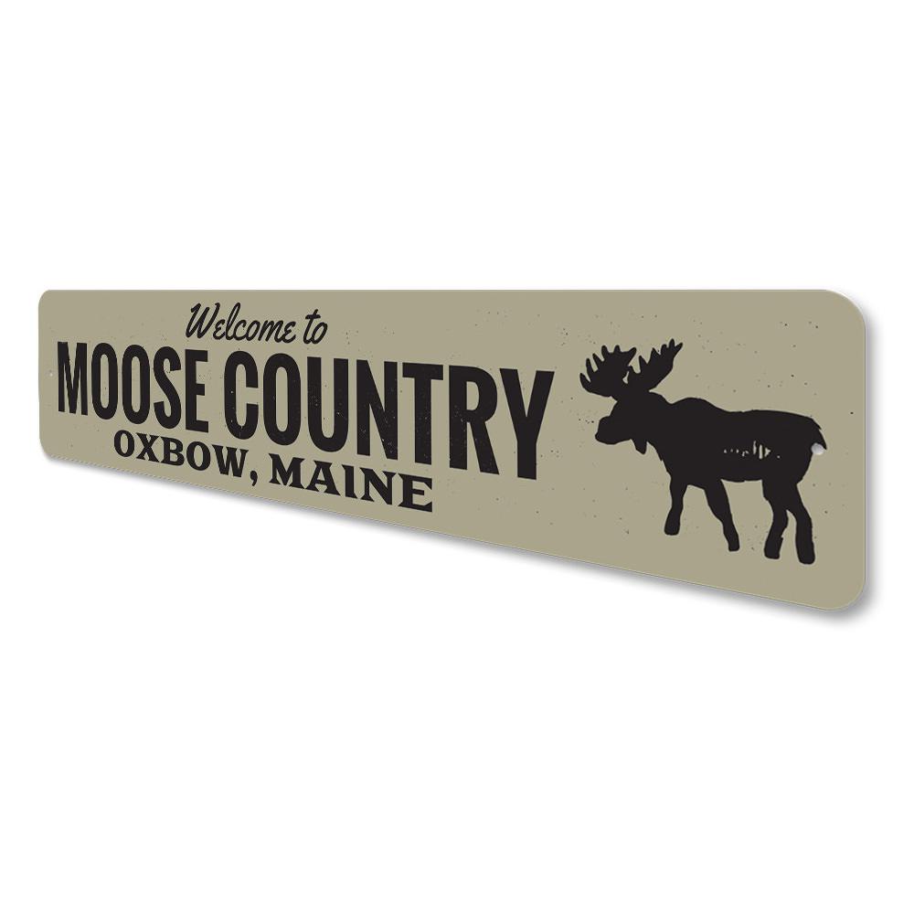 Moose Country Sign made of high-quality aluminum, featuring a rustic design perfect for lakehouse decor.