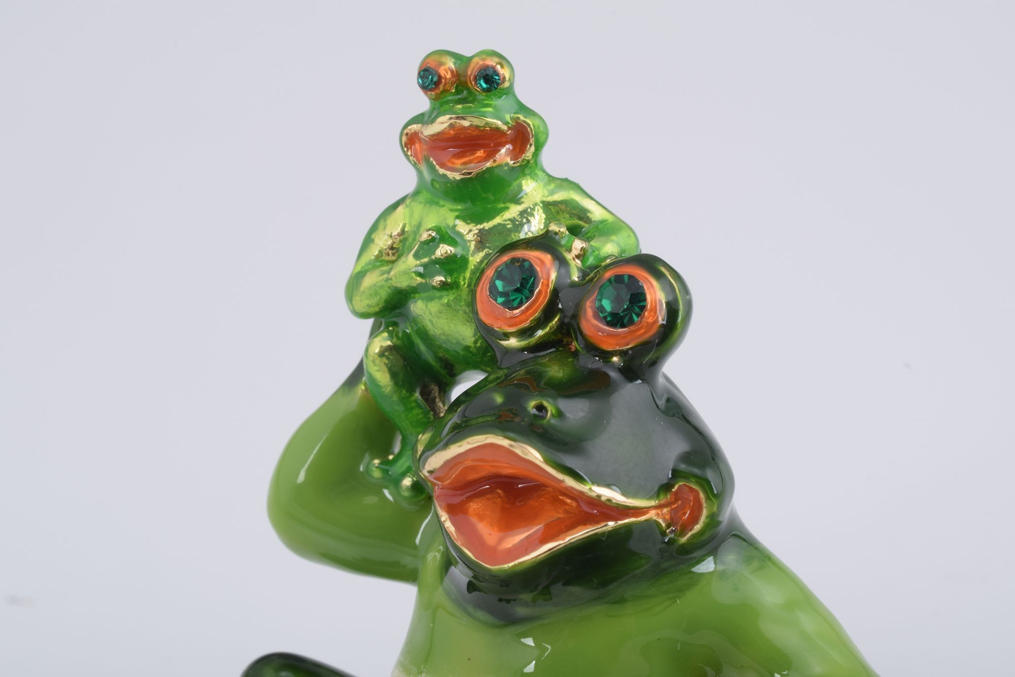 Handmade Mother Frog and Baby Frog enamel-painted trinket box with Austrian crystals and 925 silver plating.