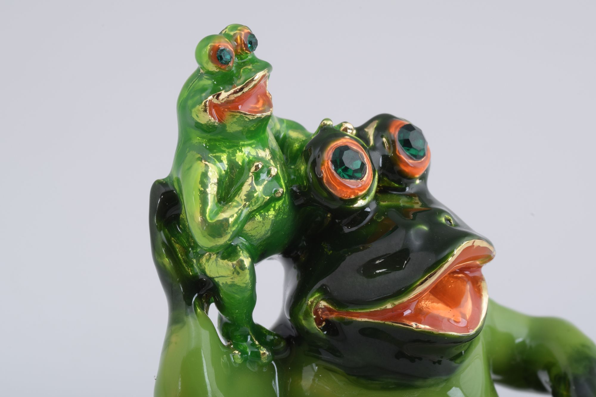 Handmade Mother Frog and Baby Frog enamel-painted trinket box with Austrian crystals and 925 silver plating.