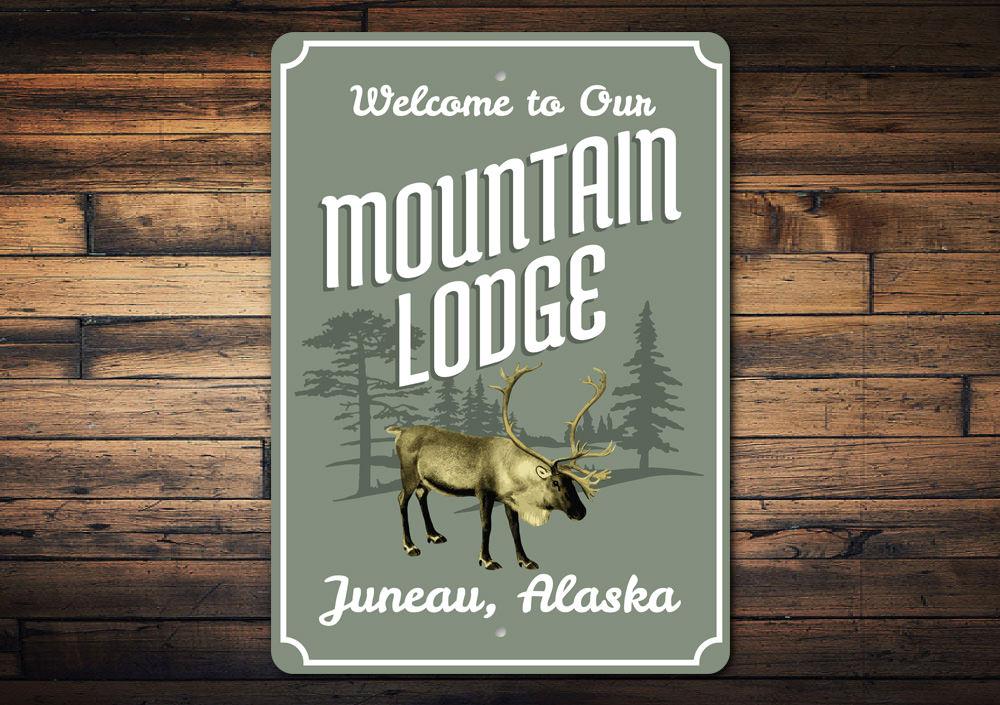 Mountain Lodge Welcome Sign made of high-quality aluminum, featuring customizable text and pre-drilled holes for easy mounting, perfect for lakehouse decor.