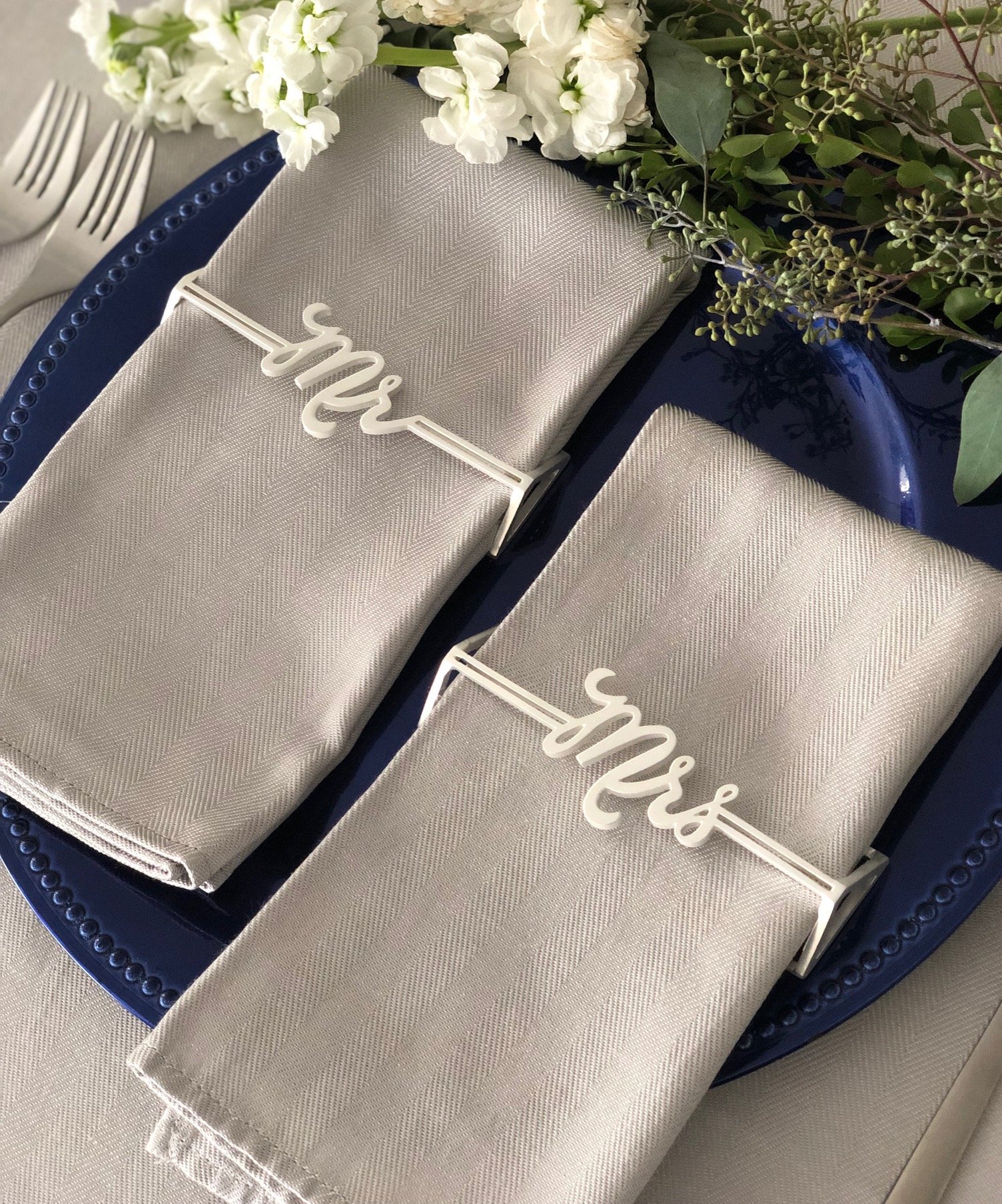 Mr. & Mrs. Wrap Set in Matte Silver, featuring elegant napkin wraps for weddings and special occasions, presented in a stylish gift box.