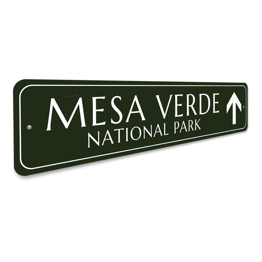 National Park Arrow Sign made of high-quality aluminum, featuring customizable text and pre-drilled holes for easy mounting.