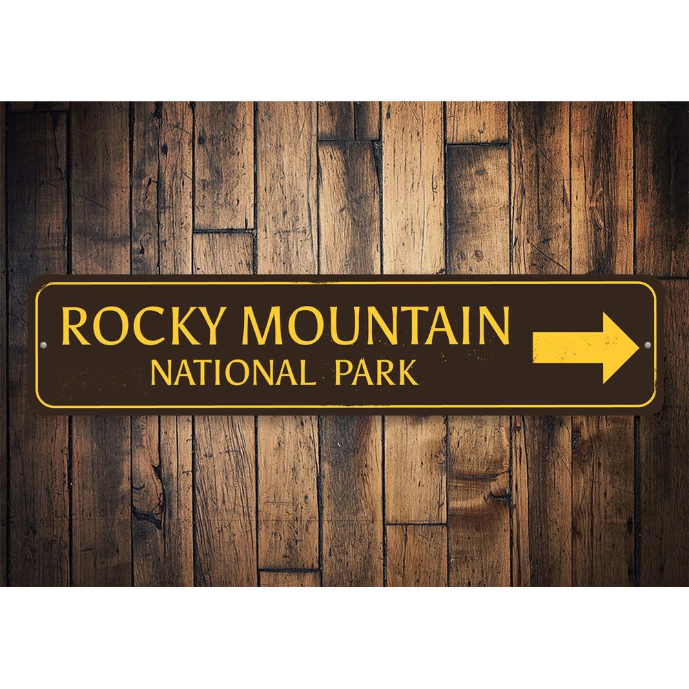 National Park Directional Arrow Sign made of durable aluminum, featuring customizable text and pre-drilled holes for easy mounting.