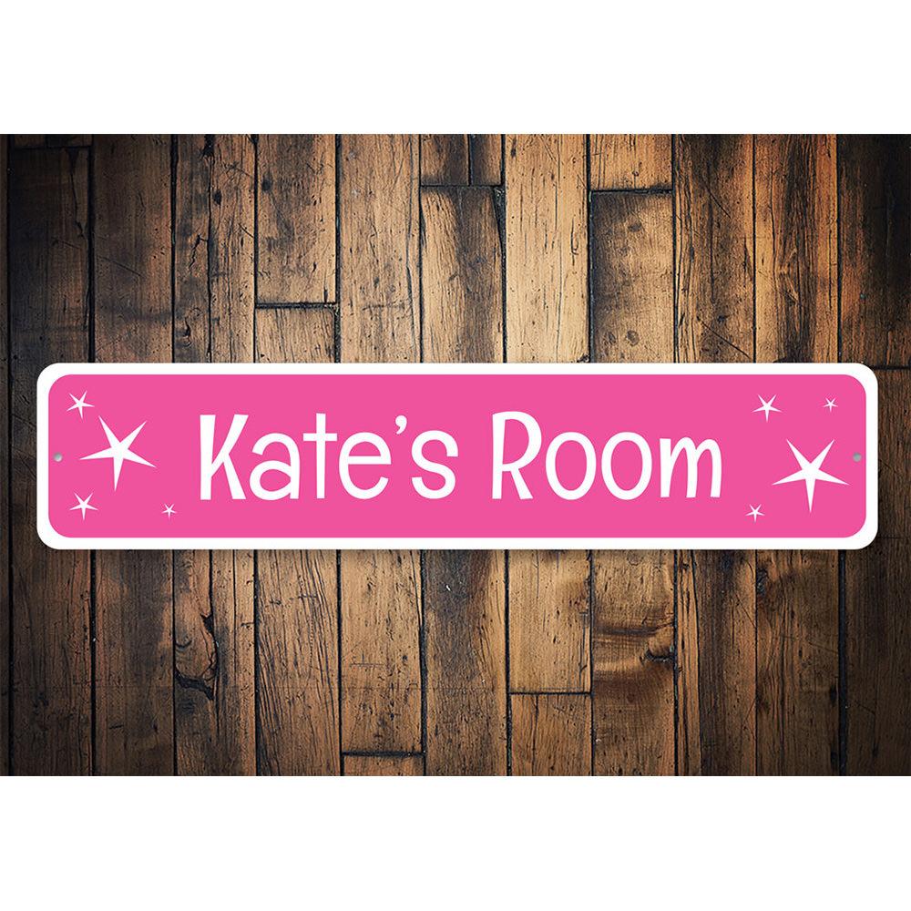 A beautiful Pink Twinkle Sign made of high-quality aluminum, featuring a whimsical design perfect for children's rooms.