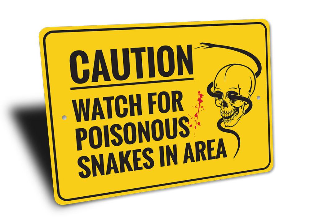 A decorative Poisonous Snakes Sign made of high-quality aluminum, featuring a spooky design perfect for Halloween decor.