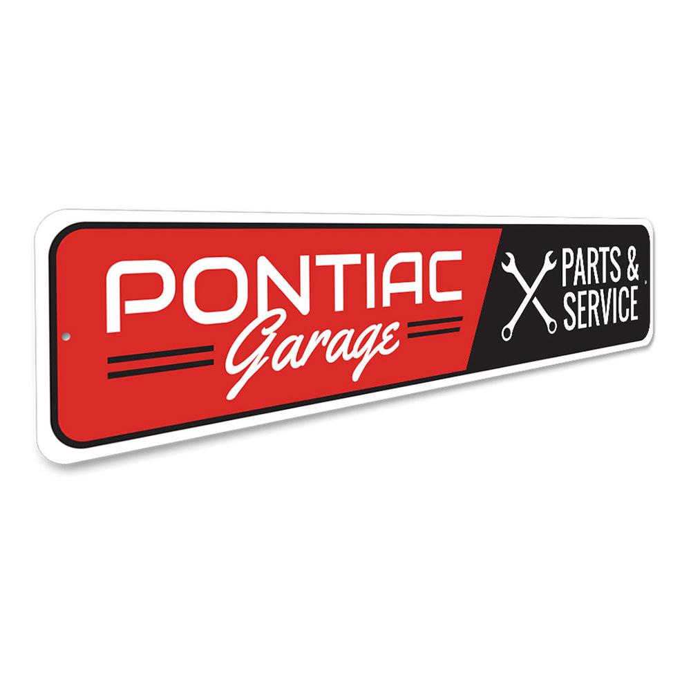 Pontiac Garage Sign made of high-quality aluminum, featuring vibrant colors and customizable text options, perfect for car enthusiasts.