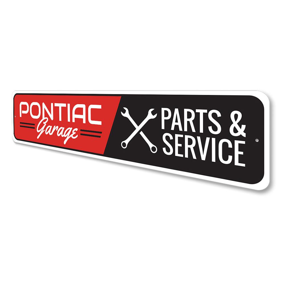 Pontiac Garage Sign made of high-quality aluminum, featuring vibrant colors and customizable text options, perfect for car enthusiasts.