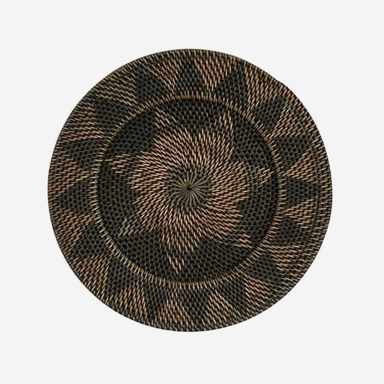 Handmade rattan wall decoration, Prato de Parede Lombok Preto, 40cm, showcasing intricate weaving and a bohemian style.