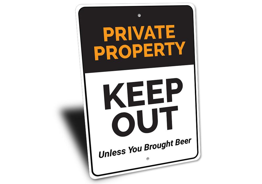 Customizable Private Property Sign made of durable aluminum, featuring pre-drilled holes for easy mounting.