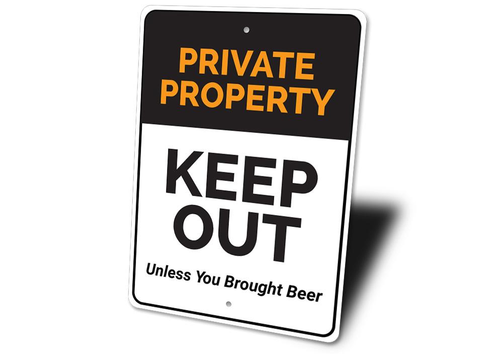 Customizable Private Property Sign made of durable aluminum, featuring pre-drilled holes for easy mounting.