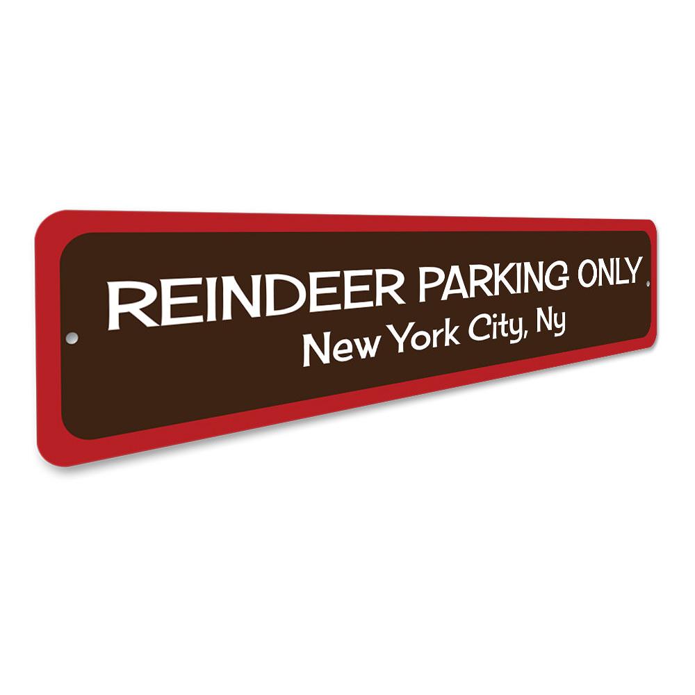 A festive Reindeer Sign made of high-quality aluminum, featuring a charming design perfect for Christmas decorations.