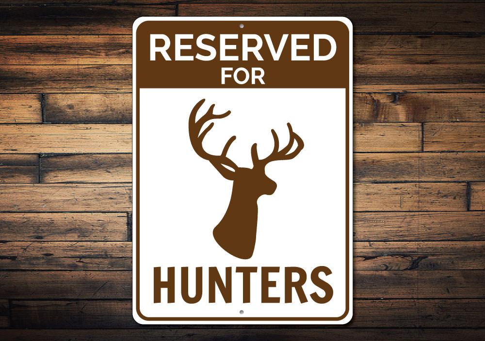 Reserved Hunter Parking Sign made of durable aluminum, featuring customizable text and pre-drilled holes for easy mounting, ideal for lakehouses.