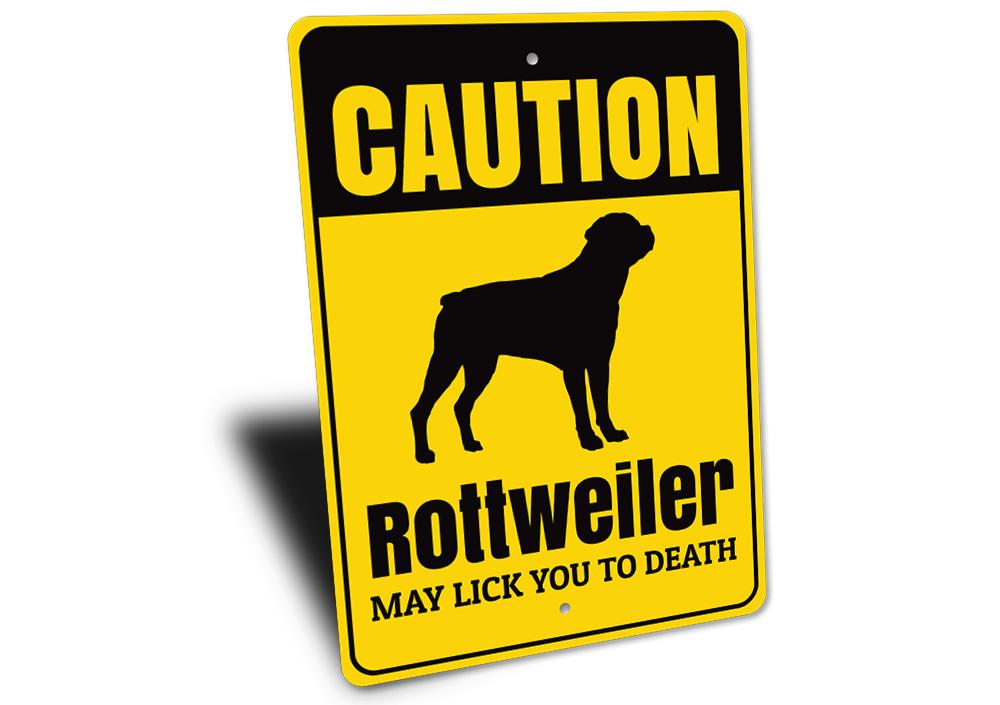 Custom Rottweiler sign made of high-quality aluminum, featuring a detailed design perfect for dog lovers.