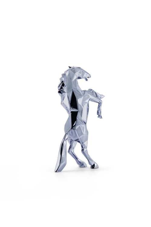 Sculpture Horse Spirit Pearl Grey Edition by Richard Orlinski, showcasing a sleek design and elegant pearl grey finish, symbolizing wild beauty.