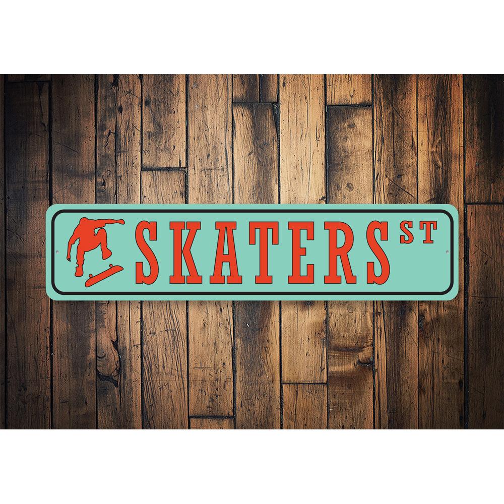 Skaters Street Sign made of quality aluminum, featuring vibrant colors and a unique design, perfect for home decor.