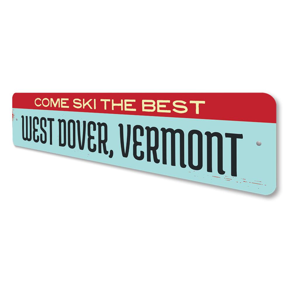 A customizable Ski the Best Sign made of high-quality aluminum, featuring vibrant colors and a unique design, perfect for home decor.