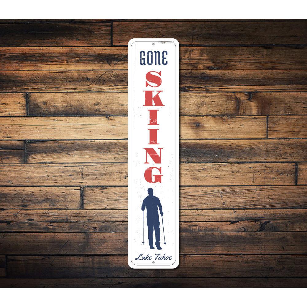 A decorative Skiing Vertical Sign made of high-quality aluminum, featuring a skiing theme, perfect for home decor.