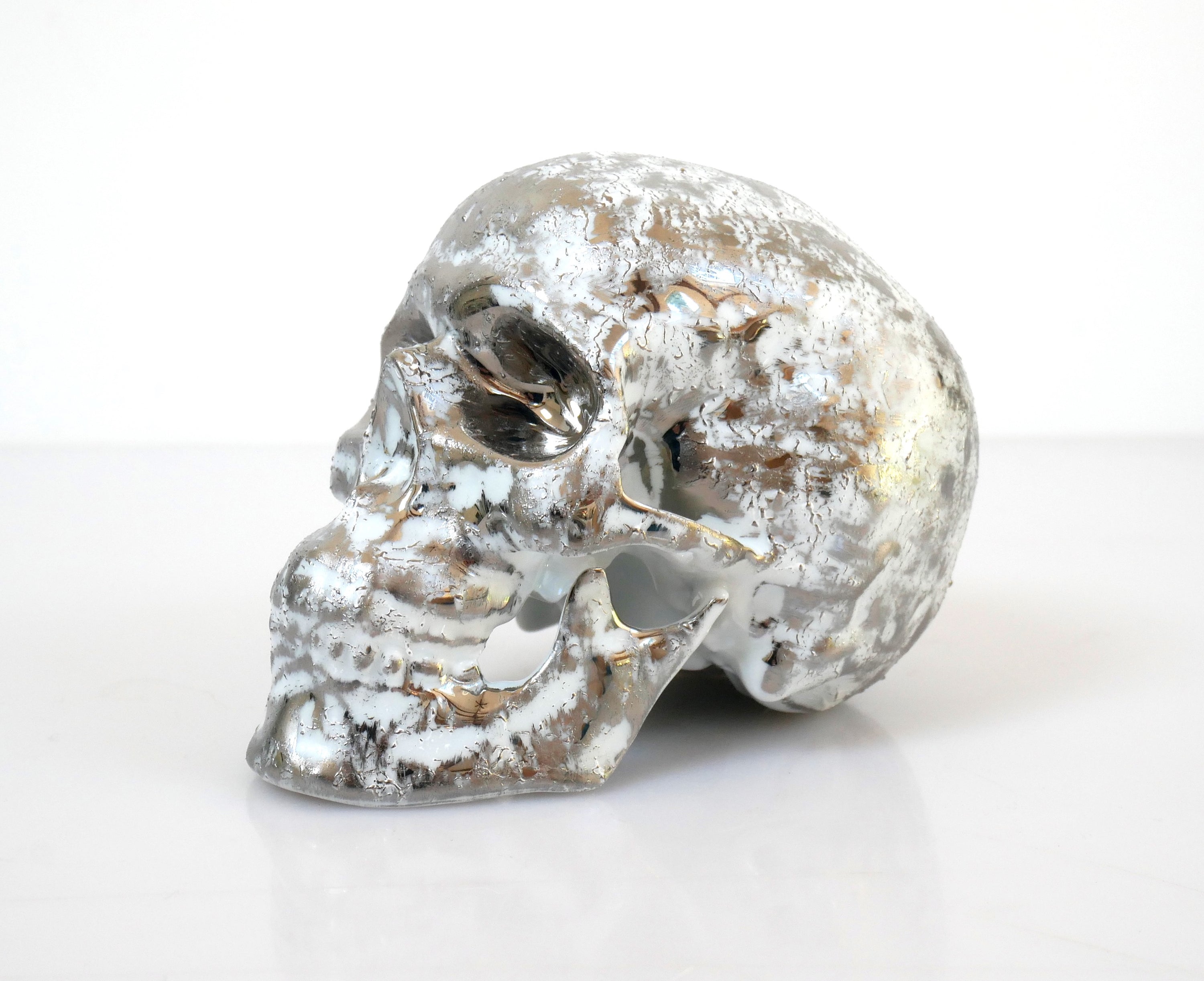 Skull Platinum B. by NooN, handcrafted porcelain skull with unique decor, made in Limoges, France.