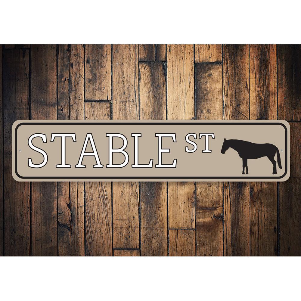 Stable Street Sign made of high-quality aluminum, customizable with personal text, featuring pre-drilled holes for easy mounting.