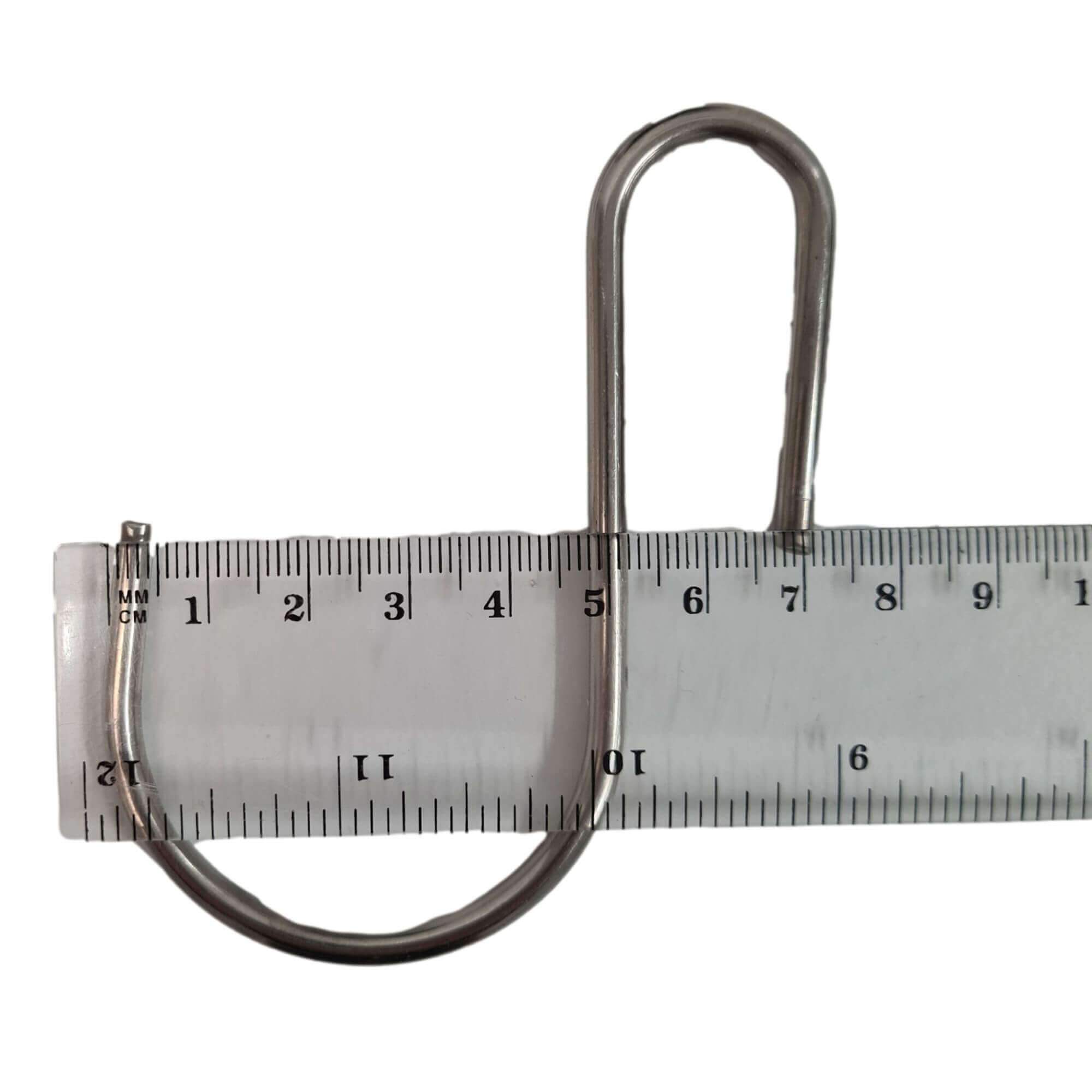 Set of 10 stainless steel hanging hooks, measuring 9cm x 7cm, ideal for indoor and outdoor use.