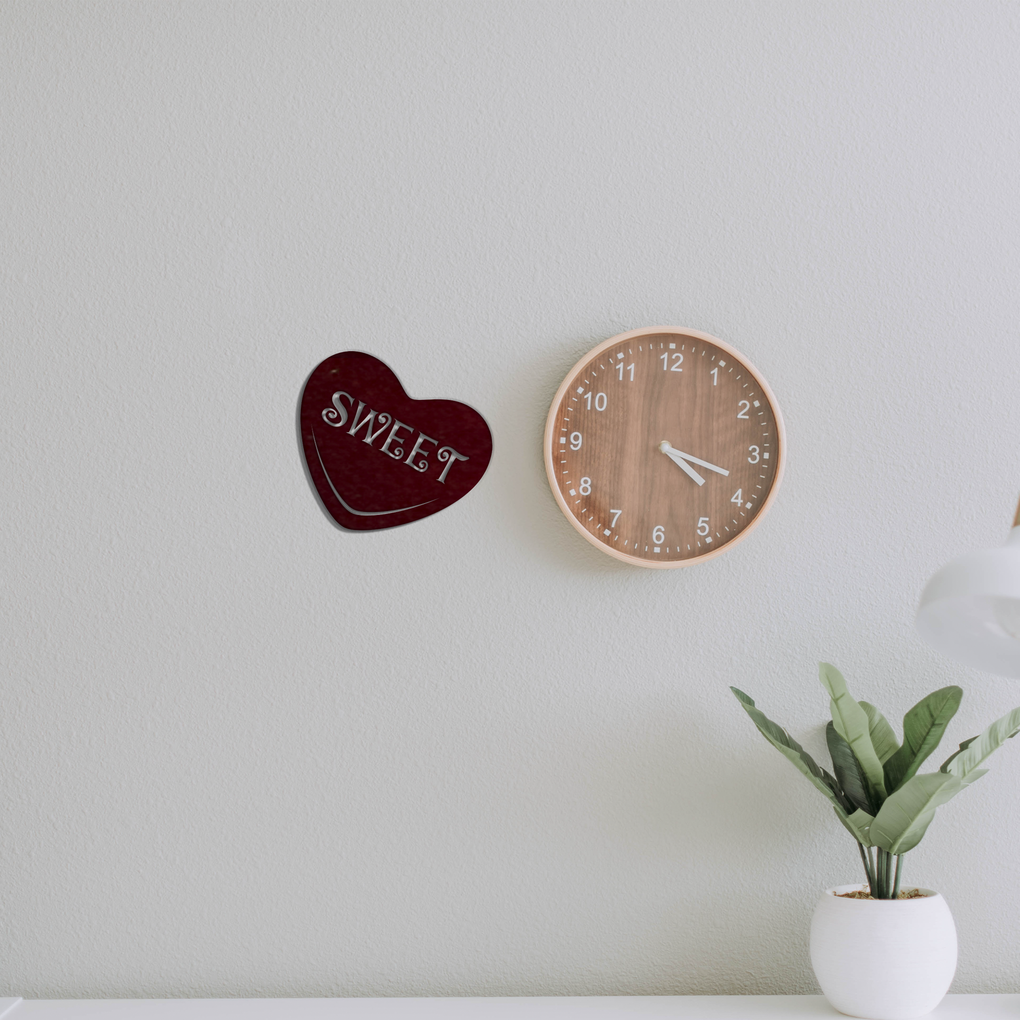 Sweet Candy Heart Metal Wall Art in vibrant colors, showcasing a heart design made from high-quality steel, perfect for home decor.