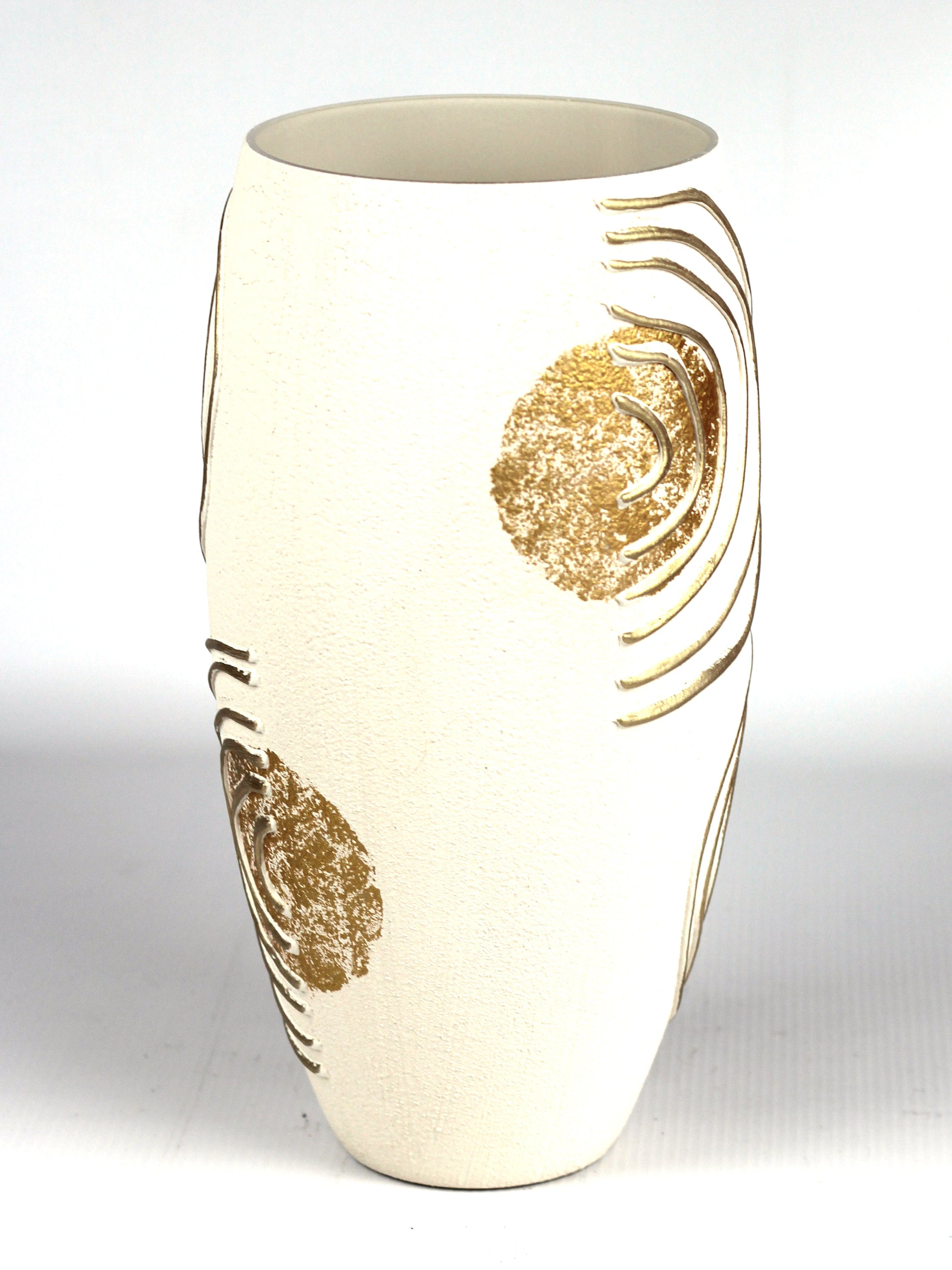 A beautifully hand-painted ivory decorative glass vase featuring unique designs and high-quality craftsmanship, perfect for home decor.