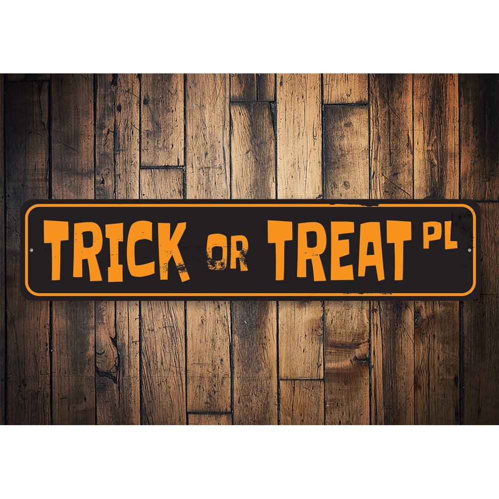 Trick or Treat Street Sign made of aluminum, featuring spooky Halloween-themed design, perfect for home decoration.