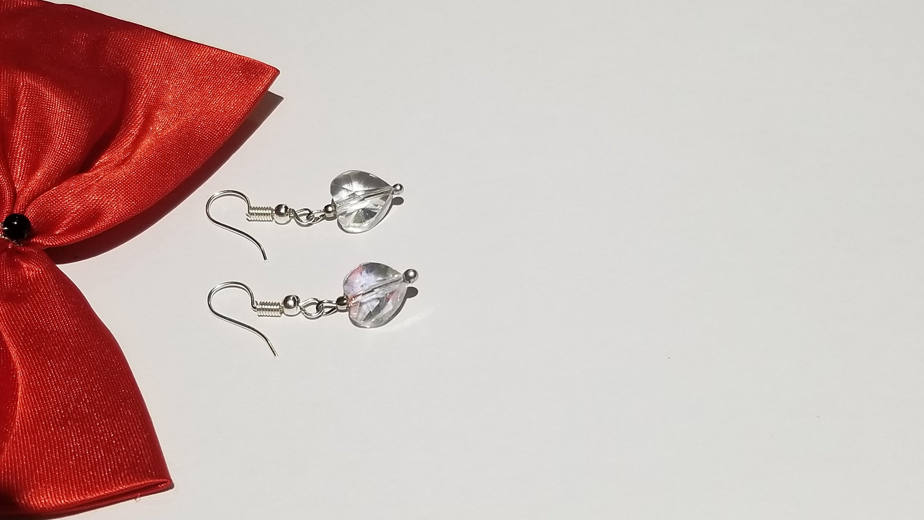 Elegant Valentine earrings with a translucent design, perfect for romantic occasions.