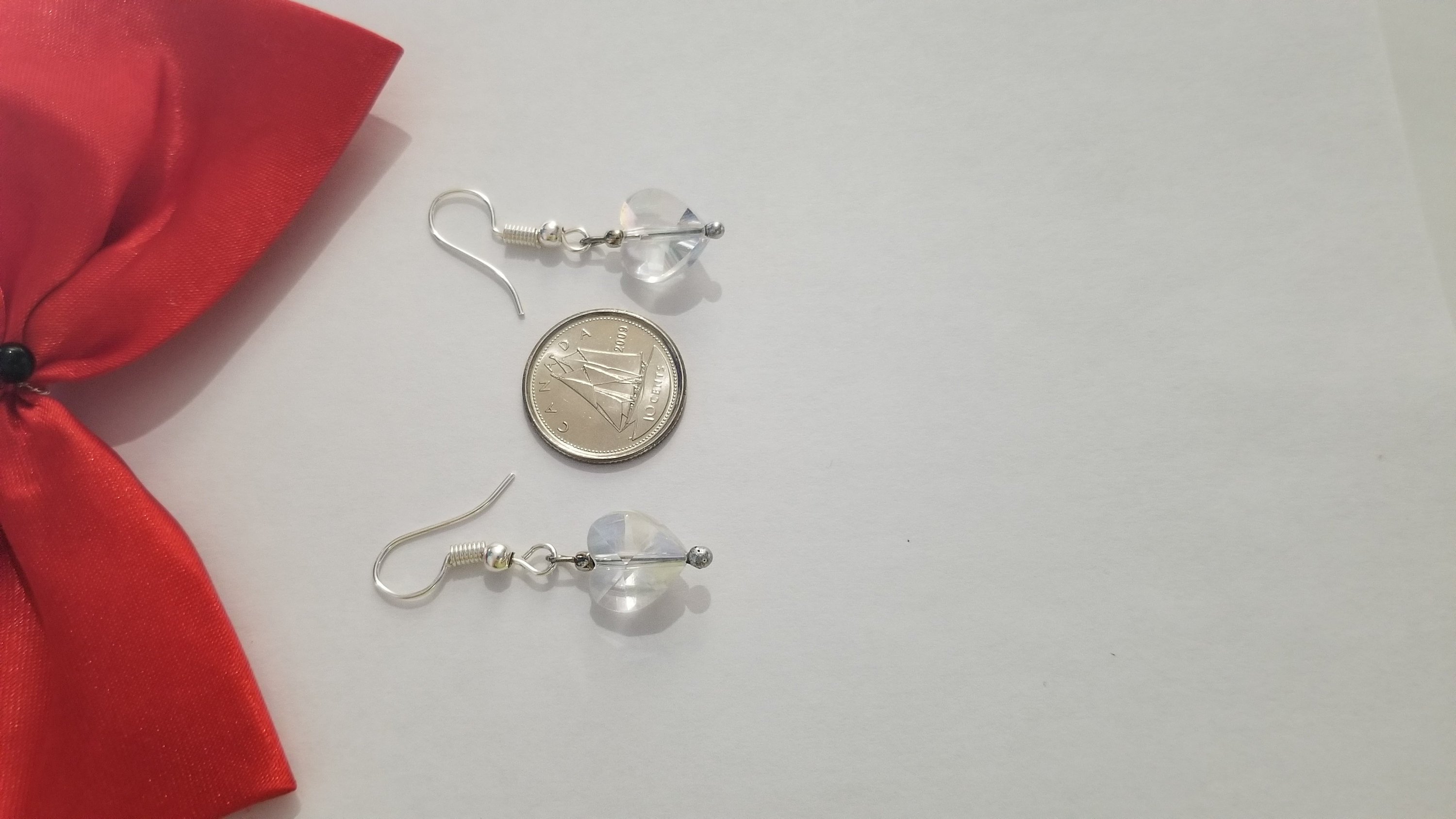 Elegant Valentine earrings with a translucent design, perfect for romantic occasions.