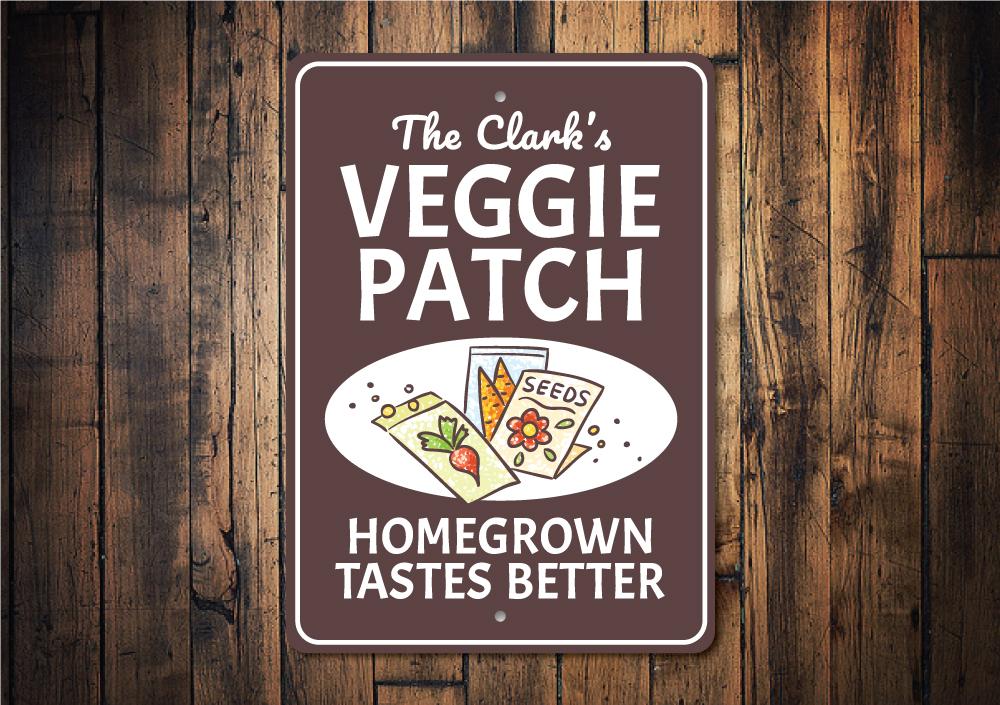 Customizable Veggie Patch Sign made from high-quality aluminum, perfect for gardens.