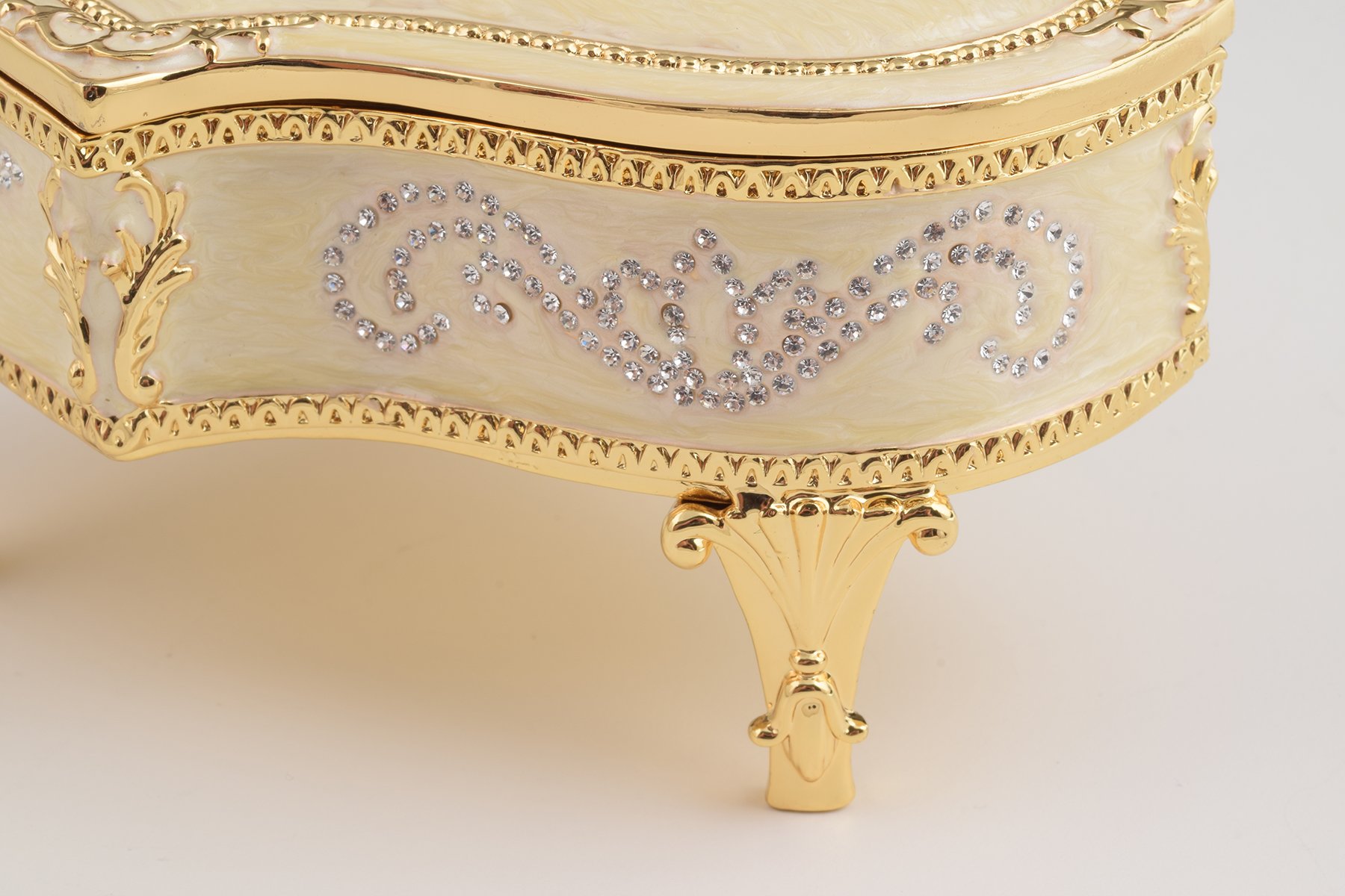 Elegant White Piano trinket box with Austrian crystals and gold plating, handcrafted by Keren Kopal.