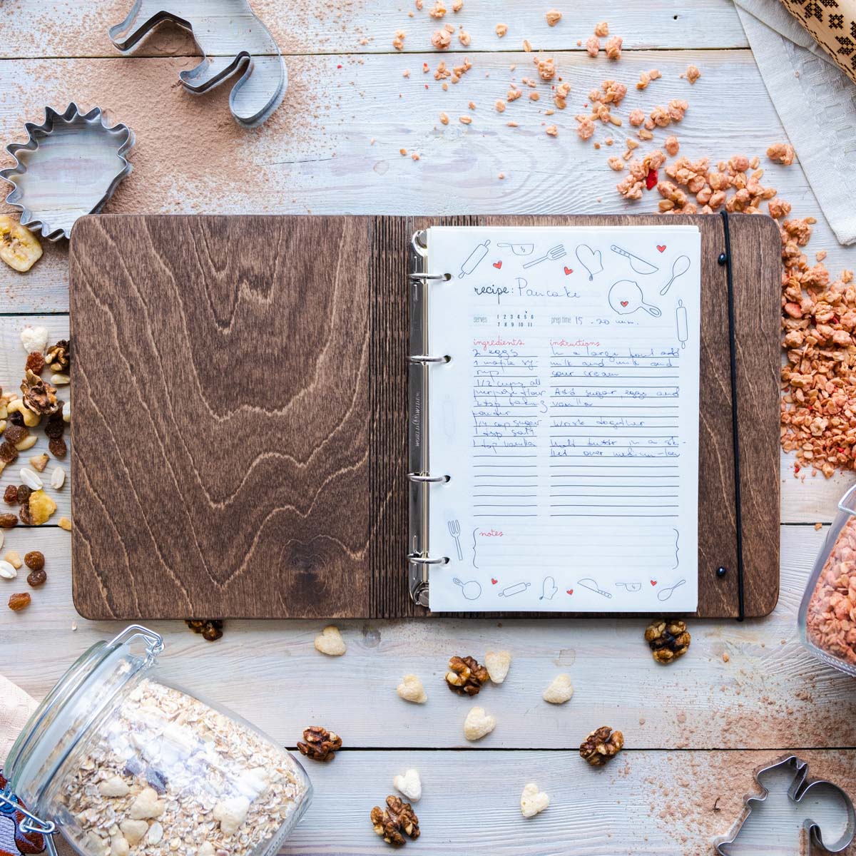 Wooden Recipe Book Pizza featuring personalized cover and blank recipe pages for cooking enthusiasts.